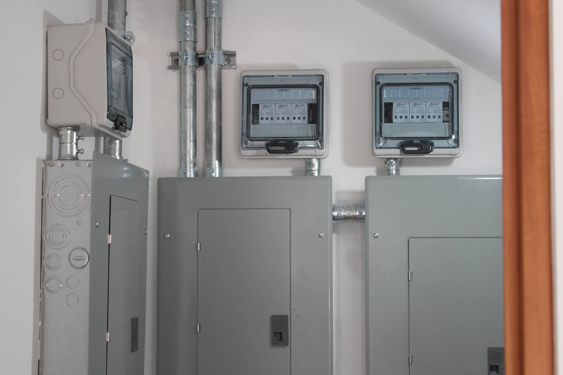 Proyecto de ingeniería eléctrica ejecutado por Hunayco (3)
